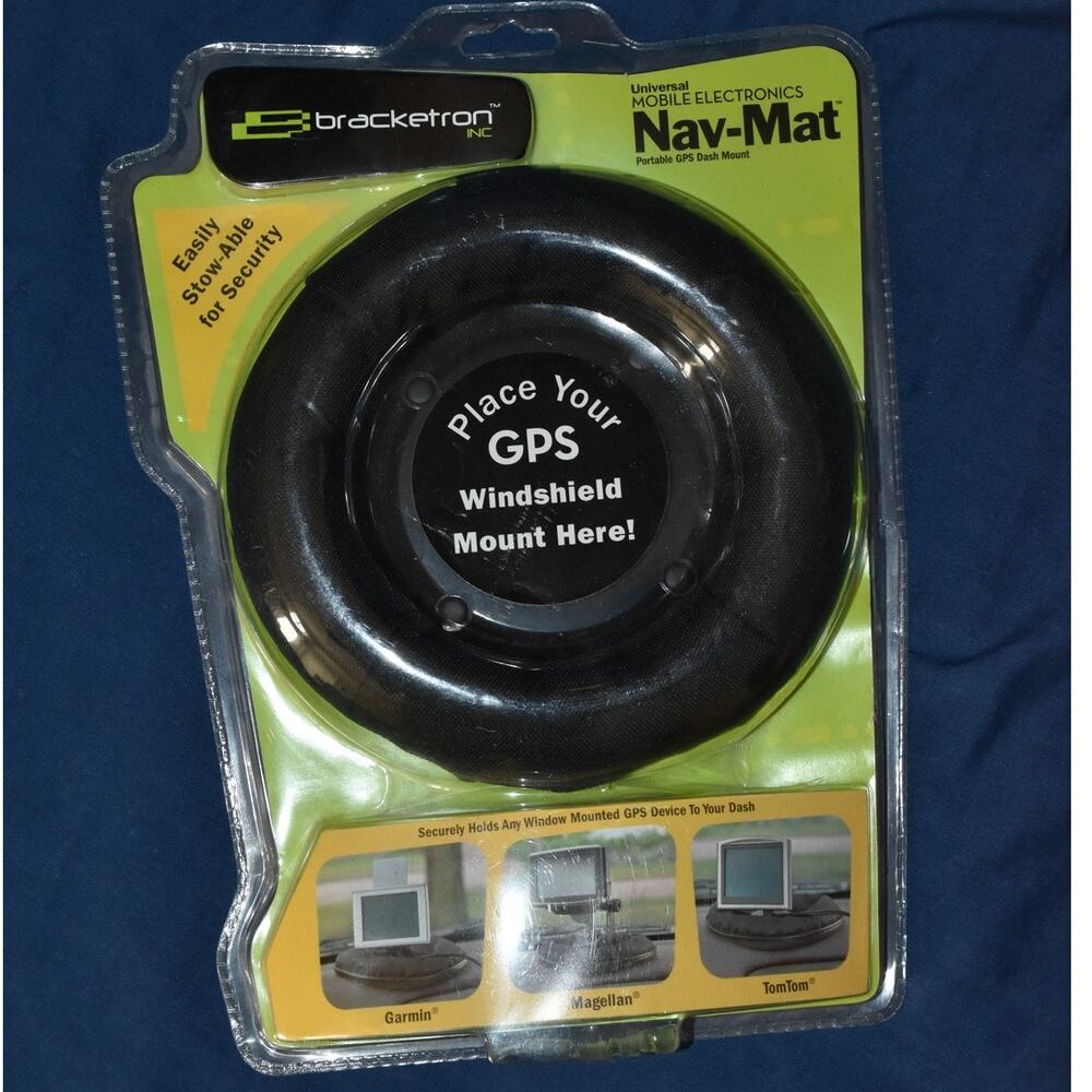 NEW Brackerton Universal GPS Nav-Mat Dash Mount Weighted Car Travel NIB